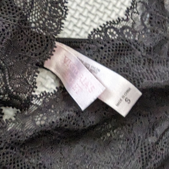 Victoria's Secret Black Lace Mesh Teddy Small Open Front - Picture 6 of 9